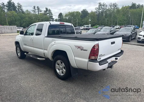 2008 Toyota Tacoma Access Cab z USA, uszkodzony, nr VIN 5TEUU42N58Z487696
